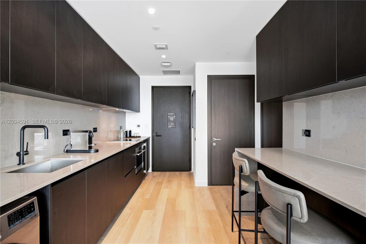 20 NE 11th St, Unit 3111, Miami, FL 33132 Photo