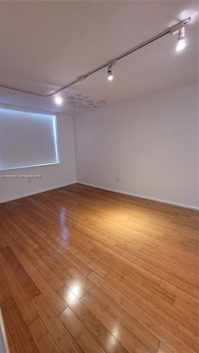 1800 Sans Souci Blvd, Unit 316, North Miami, FL 33181 Photo