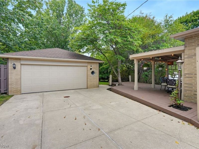 7386 Meadow Lane , Parma, OH 44134 Photo 3