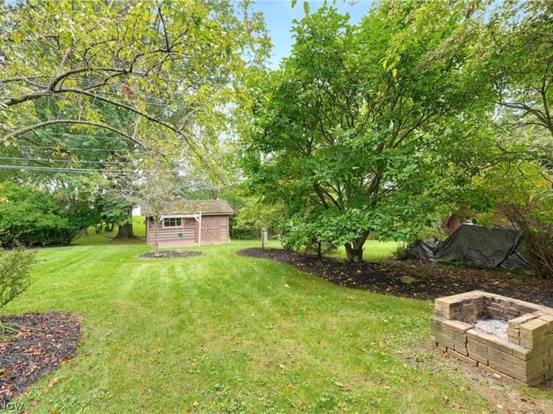 7386 Meadow Lane , Parma, OH 44134 Photo 7