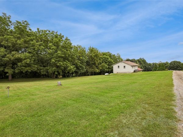 Lots 4 & 5 22nd Ave Drive, Vinton, IA 52349