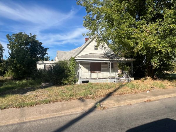 610 Martin Luther King , Muskogee, OK 74401