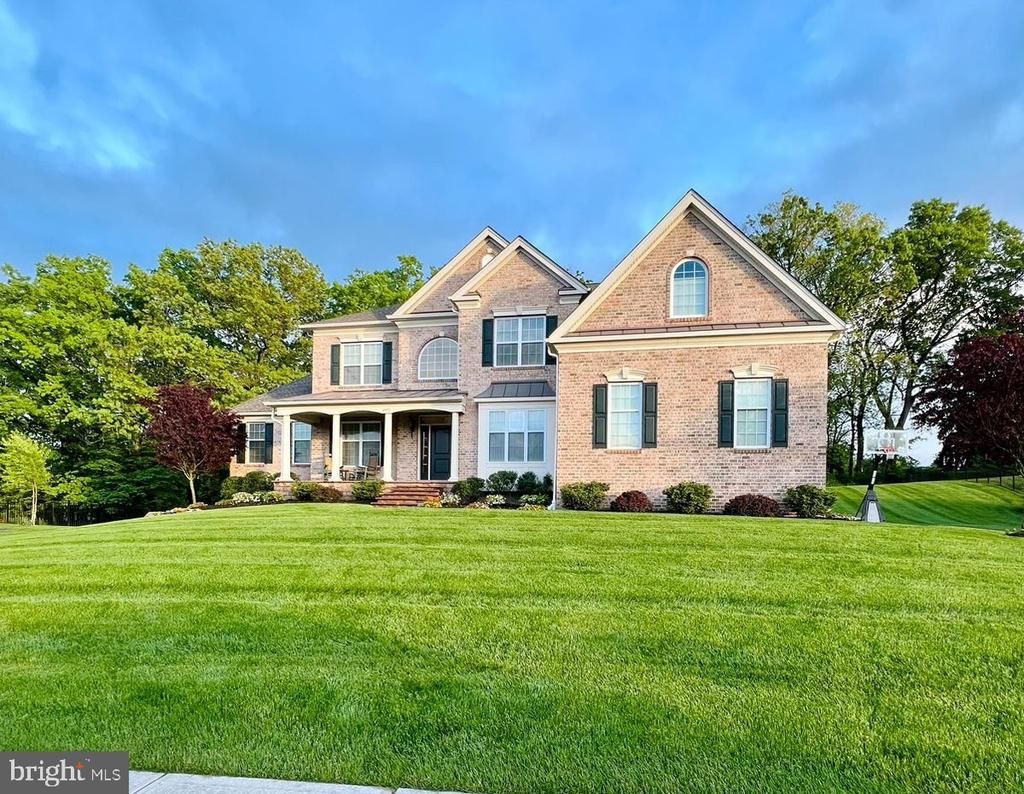 6493 FOX GLOVE LANE, CENTER VALLEY, PA 18034