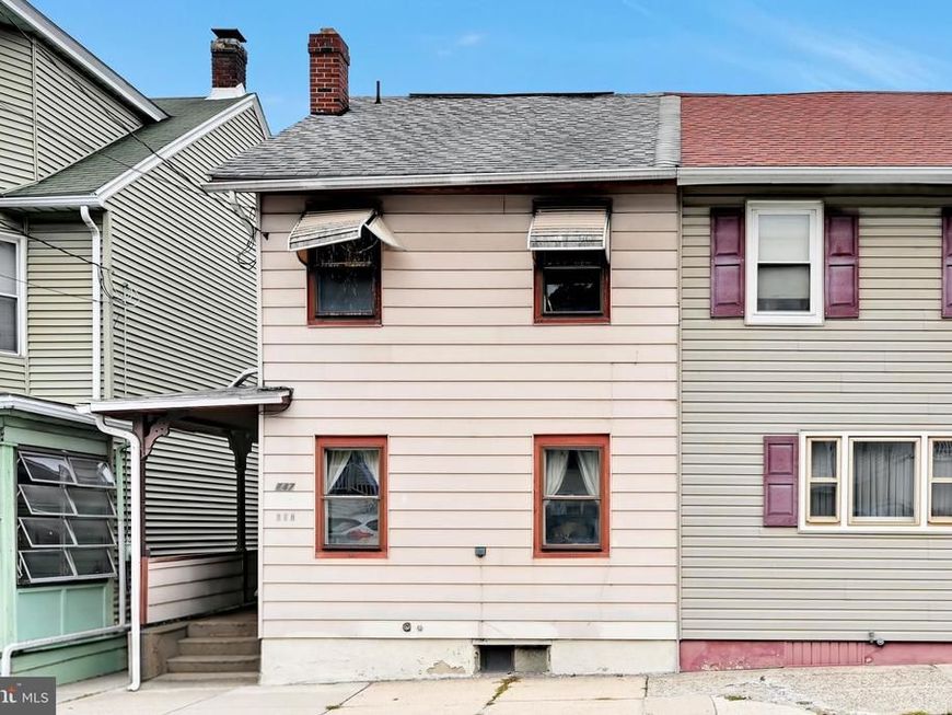 247 E Bertsch Street, Lansford, PA 18232 Main Photo