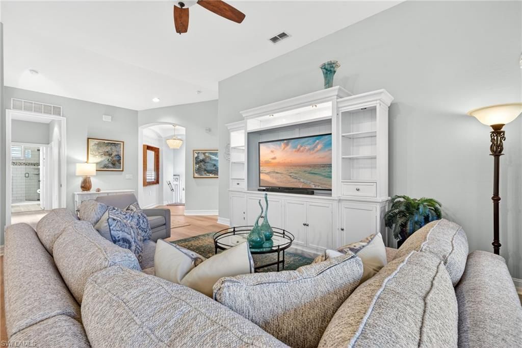 8251 Southern Hills Ct , Unit 203, Estero, FL 33928 Photo
