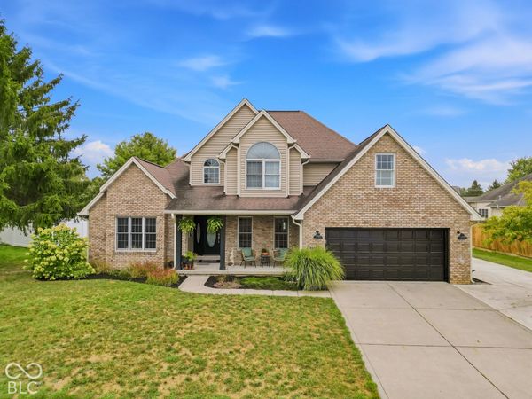 3693 Arapahoe Trail , Columbus, IN 47203