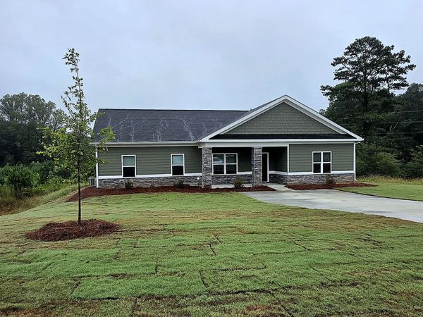 60 Charlotte Drive, Statham, GA 30666