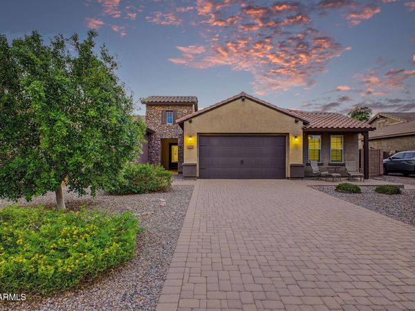 2052 S NAVAJO Court, Chandler, AZ 85286