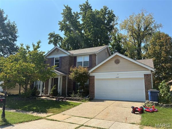 4097 Del Lago Drive, Florissant, MO 63034