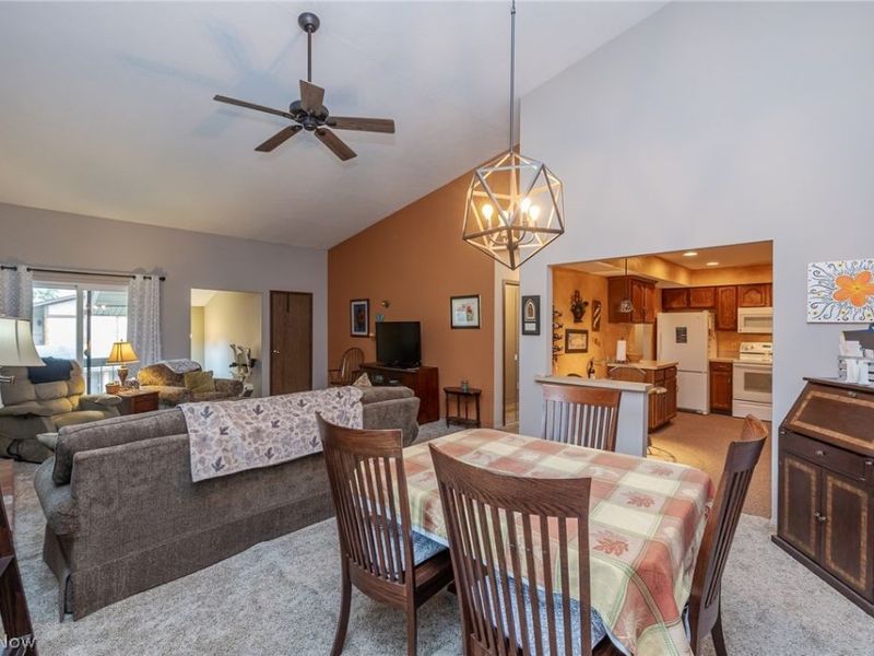 768 Kirkwall Drive , Unit BLDG 42-G, Akron, OH 44321 Photo 7