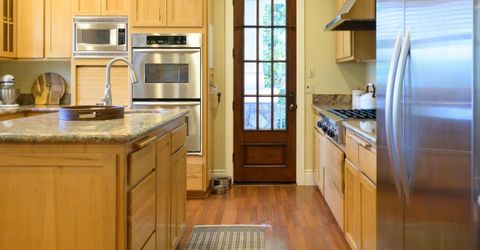 1010 Bidwell St, Folsom, CA 95630 Photo