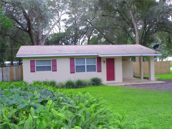 1112 E WINNEMISSETT AVENUE , DELAND, FL 32724