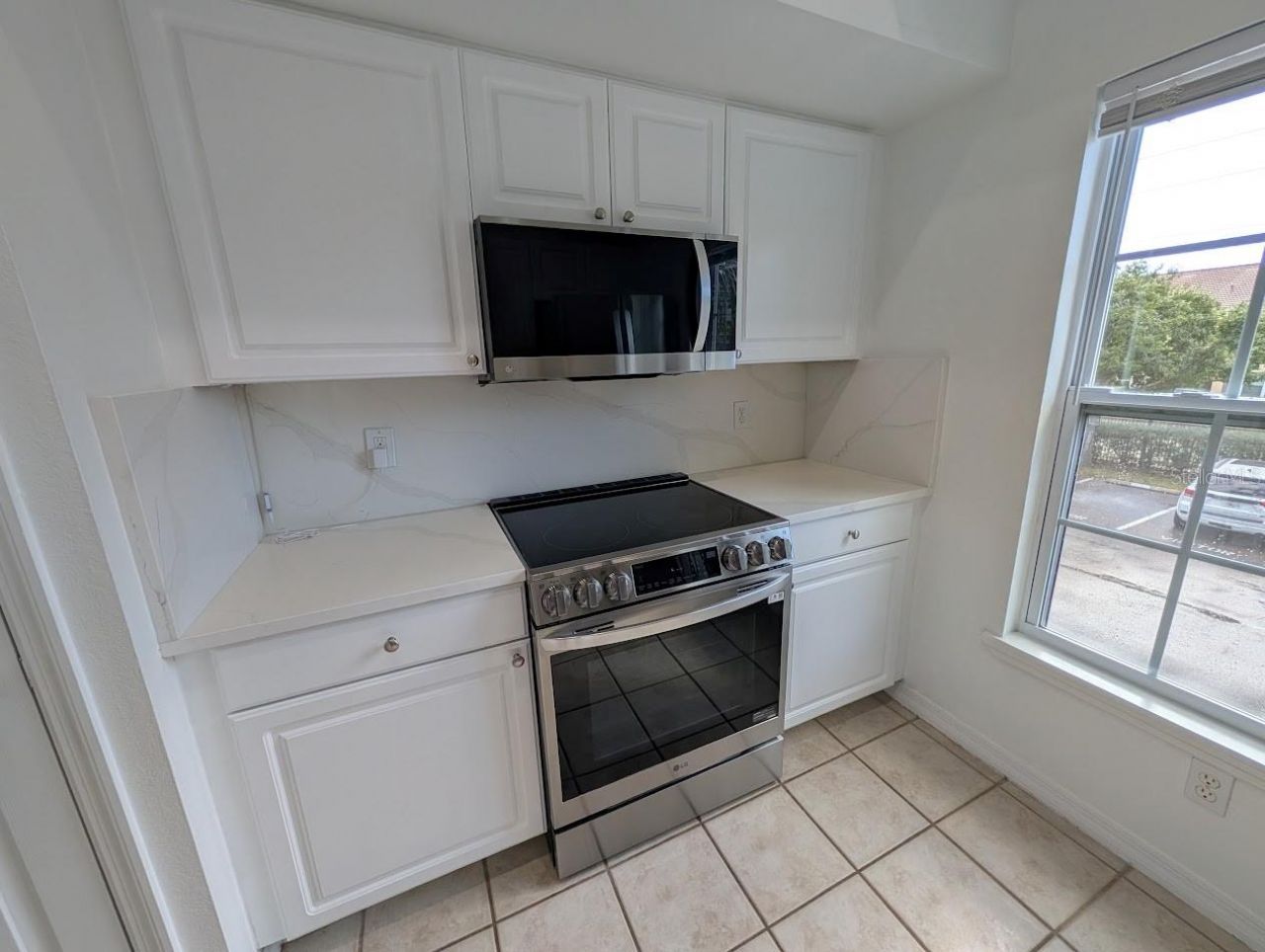 5691 Bidwell Parkway, Unit 201, Sarasota, FL 34233 Photo