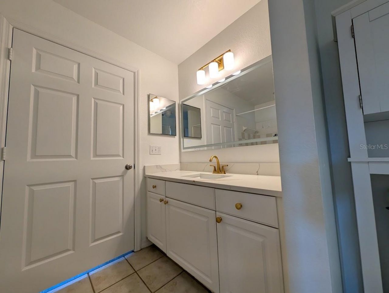 5691 Bidwell Parkway, Unit 201, Sarasota, FL 34233 Photo