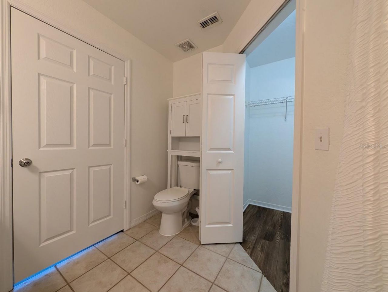 5691 Bidwell Parkway, Unit 201, Sarasota, FL 34233 Photo