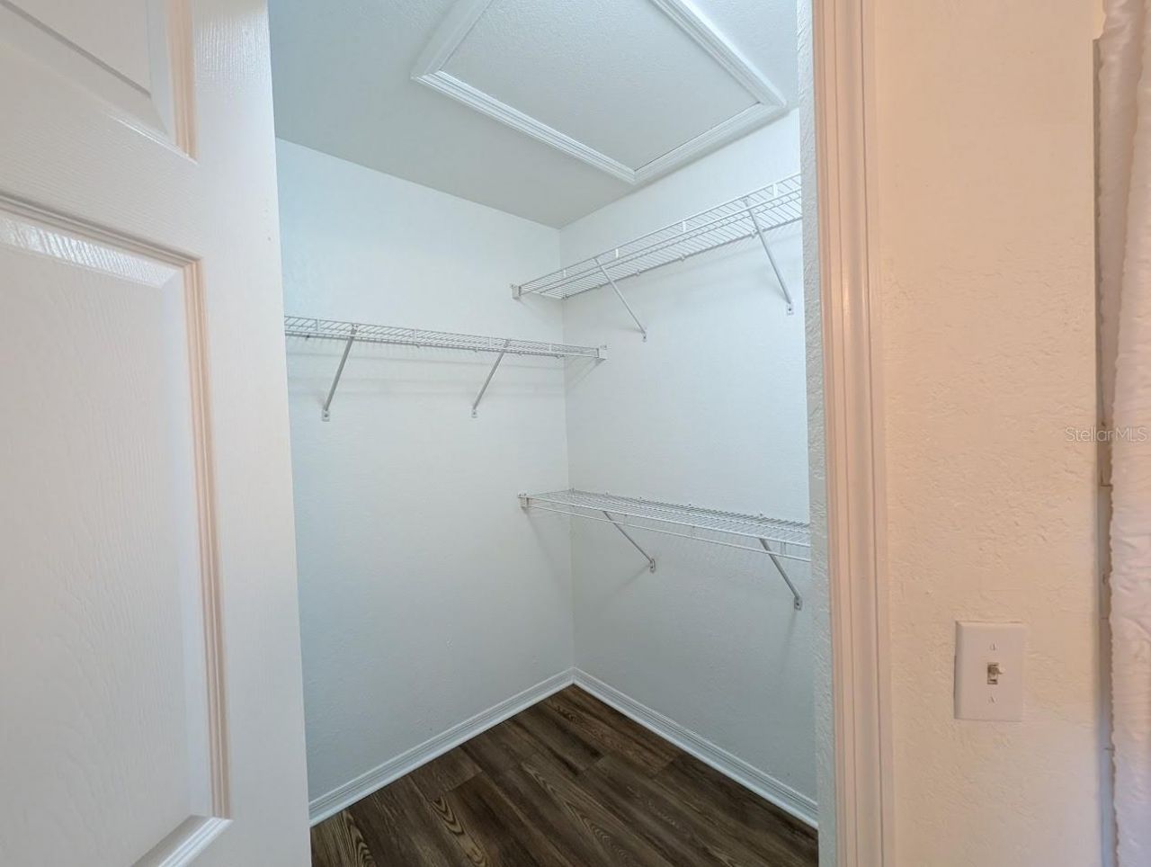 5691 Bidwell Parkway, Unit 201, Sarasota, FL 34233 Photo