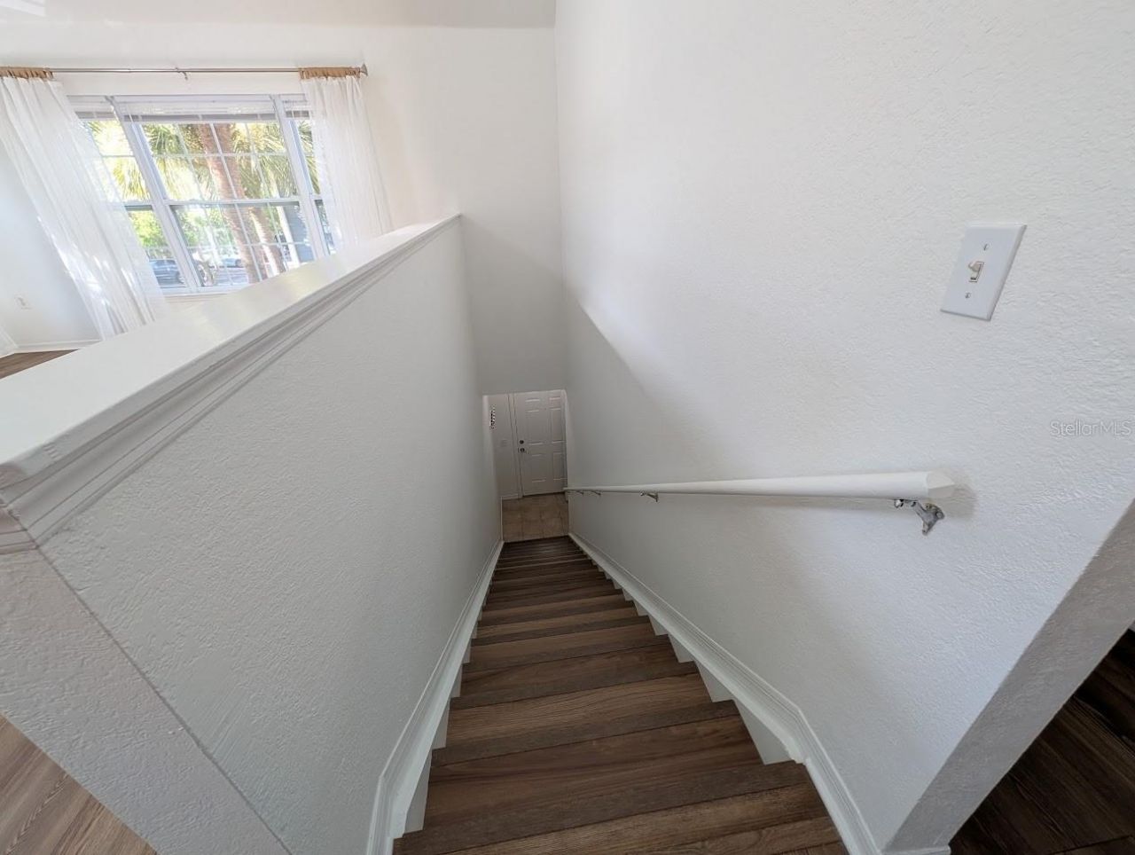 5691 Bidwell Parkway, Unit 201, Sarasota, FL 34233 Photo