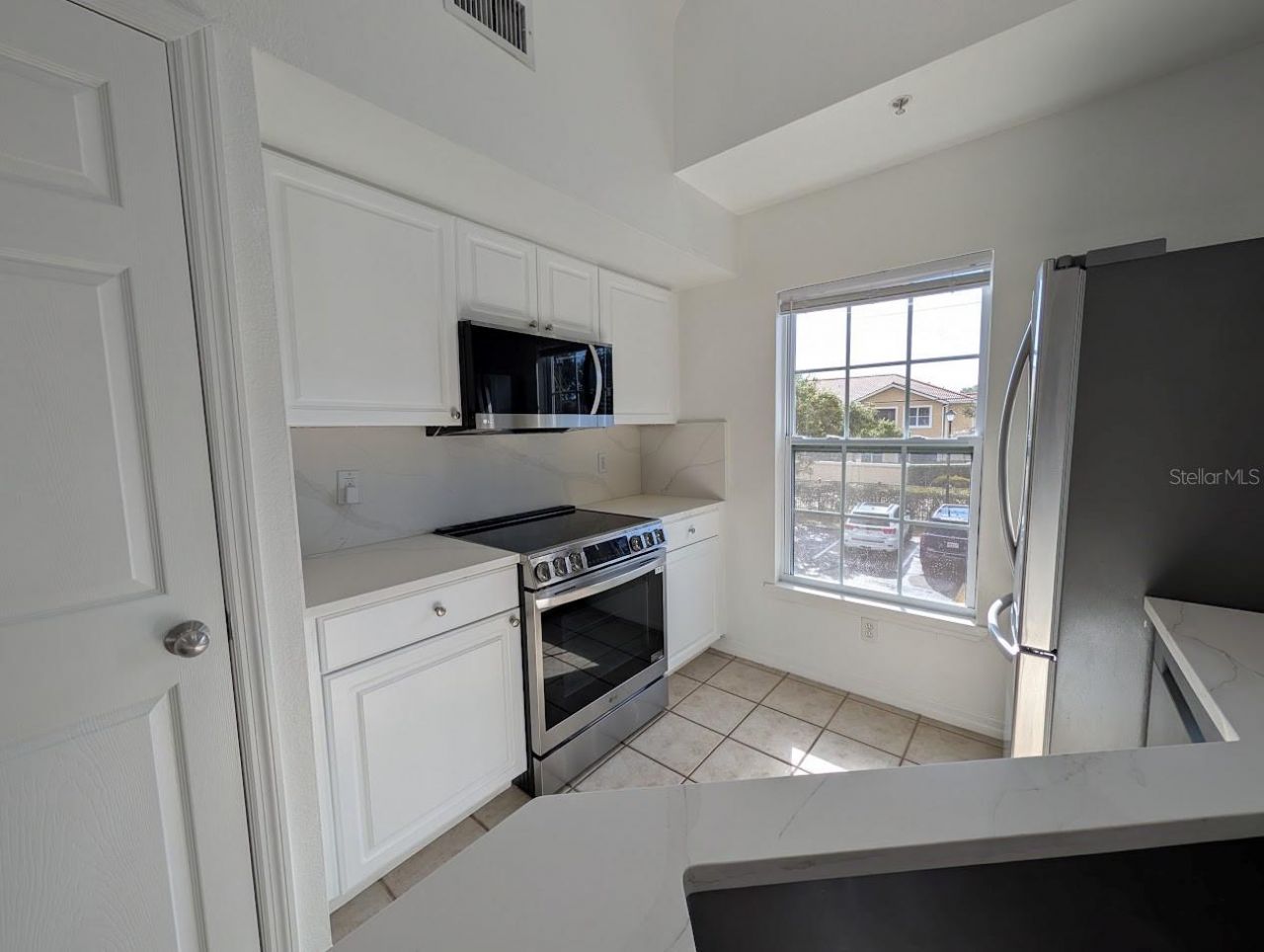 5691 Bidwell Parkway, Unit 201, Sarasota, FL 34233 Photo