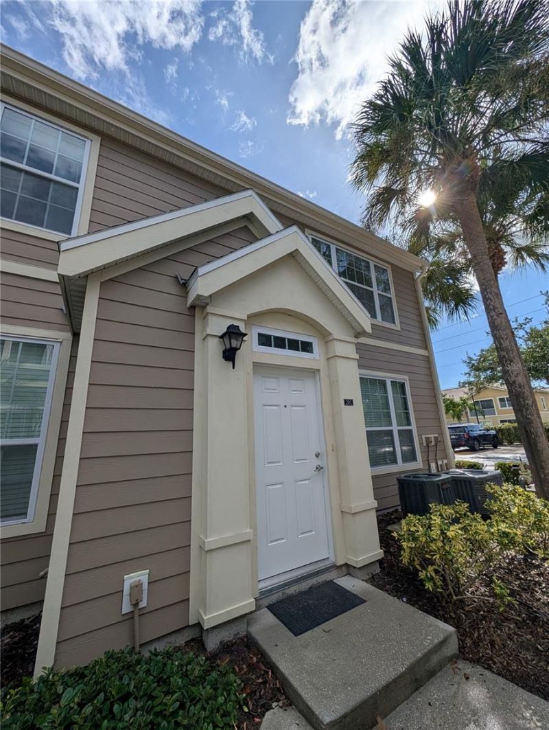 5691 Bidwell Parkway, Unit 201, Sarasota, FL 34233 Photo