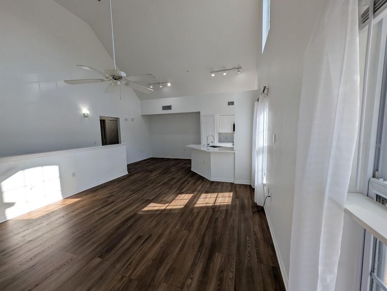 5691 Bidwell Parkway, Unit 201, Sarasota, FL 34233 Photo