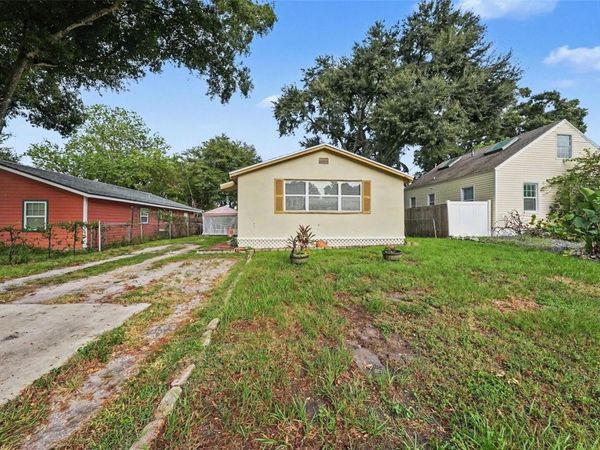 1221 QUEEN ST N, ST PETERSBURG, FL 33713