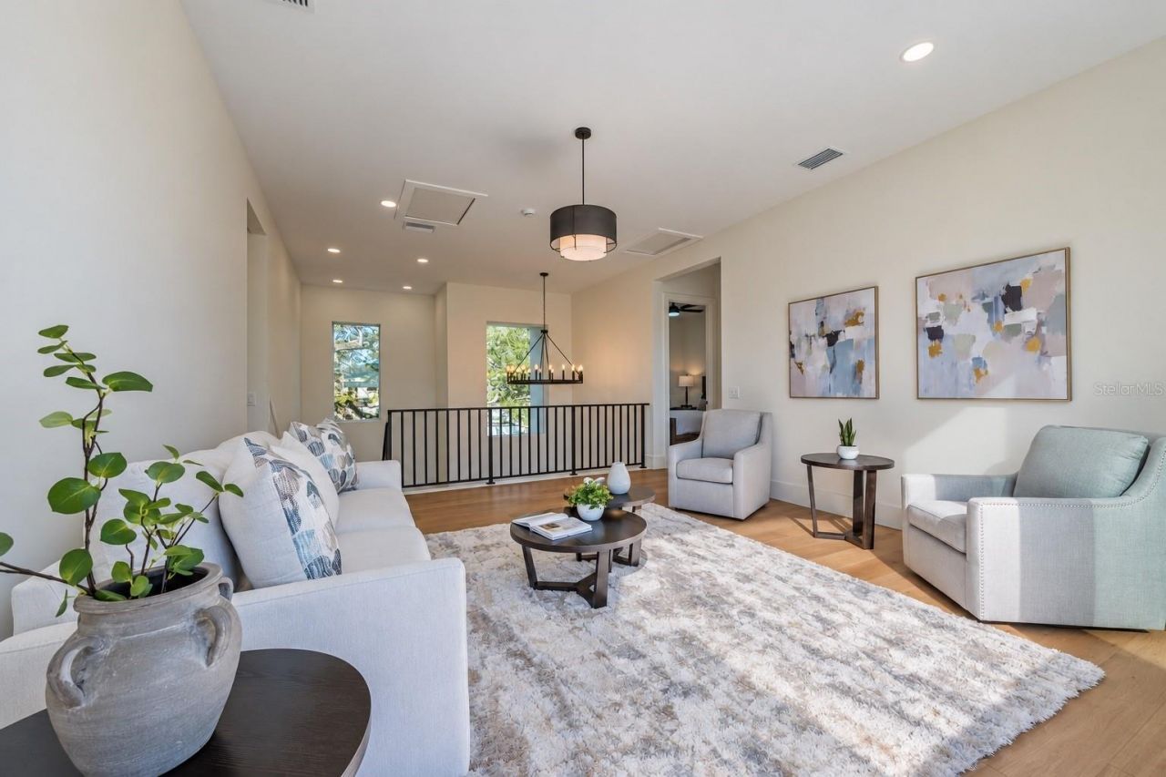2420 Floyd Street, Sarasota, FL 34239 Photo