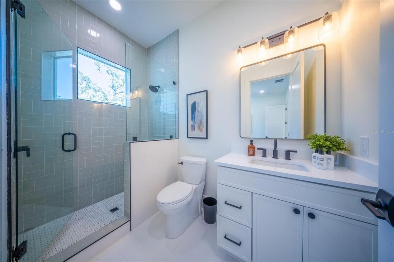 2420 Floyd Street, Sarasota, FL 34239 Photo