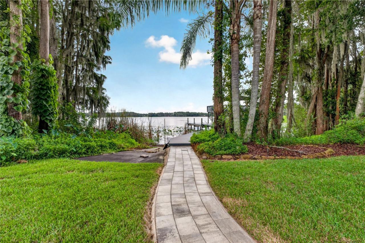 21732 Shamu Drive, Land O Lakes, FL 34639 Photo