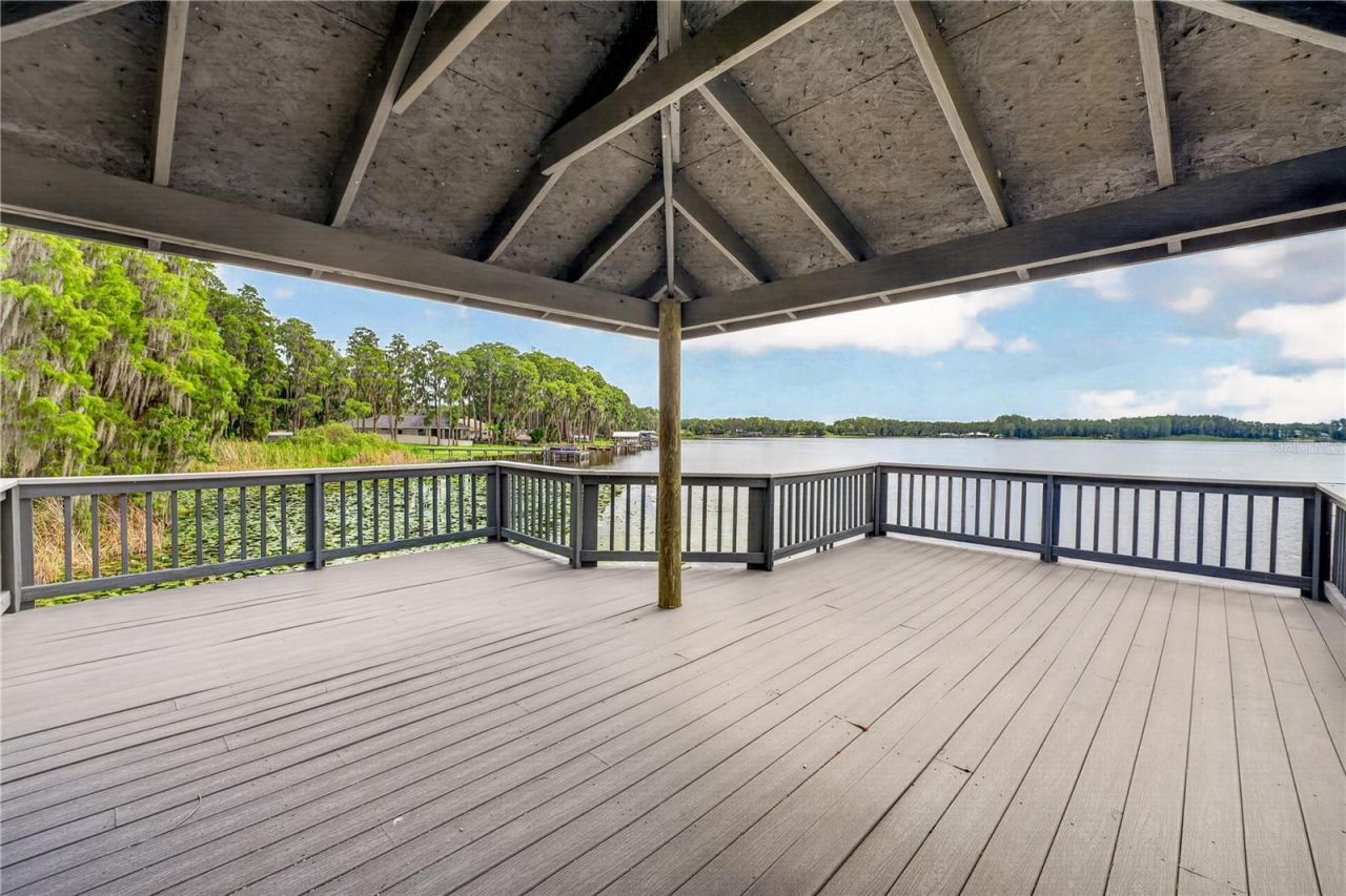 21732 Shamu Drive, Land O Lakes, FL 34639 Photo