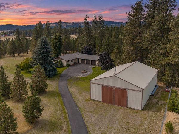 19825 N Hwy 395 , Colbert, WA 99005