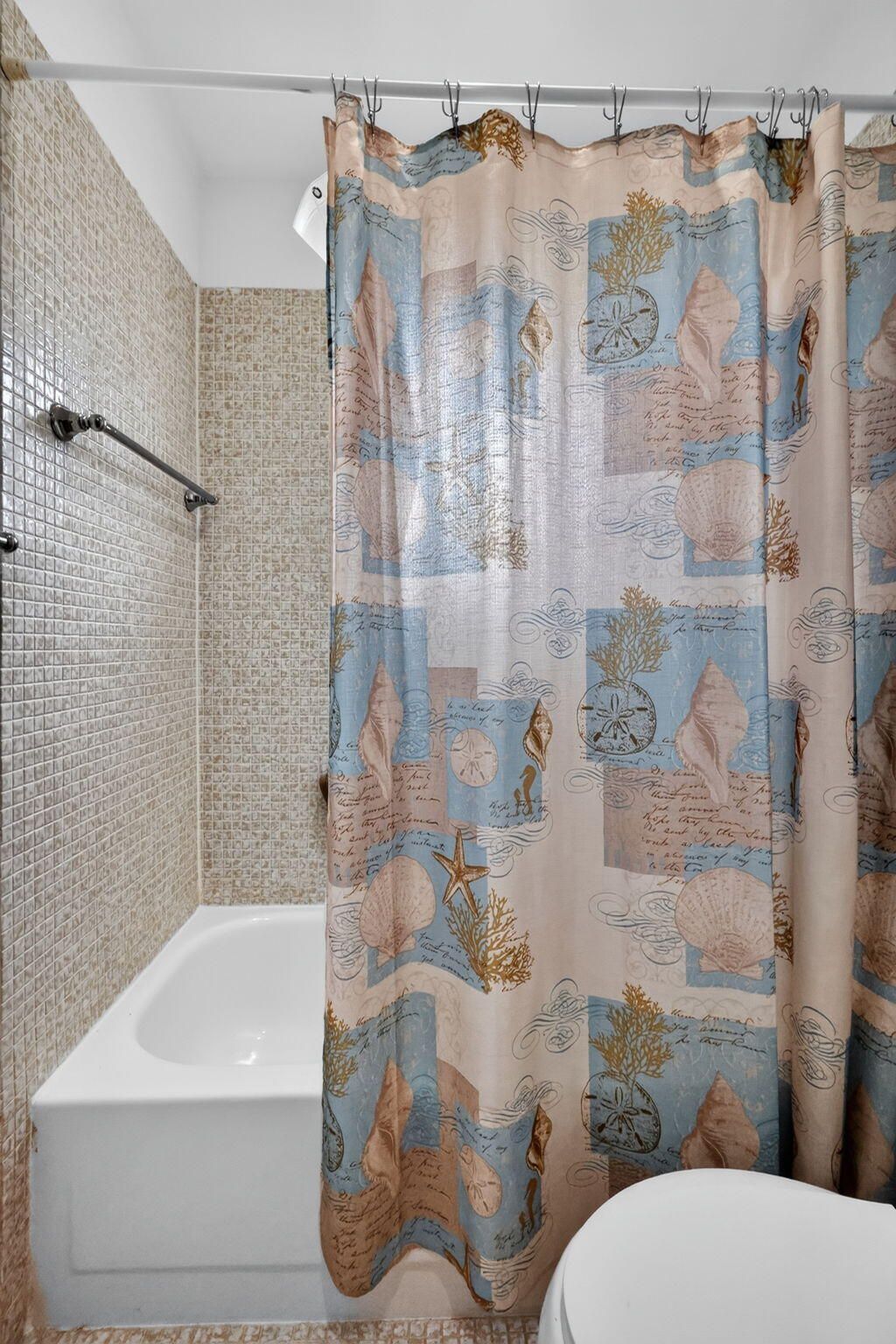 318 Normandy G, Unit 318, Delray Beach, FL 33484 Photo