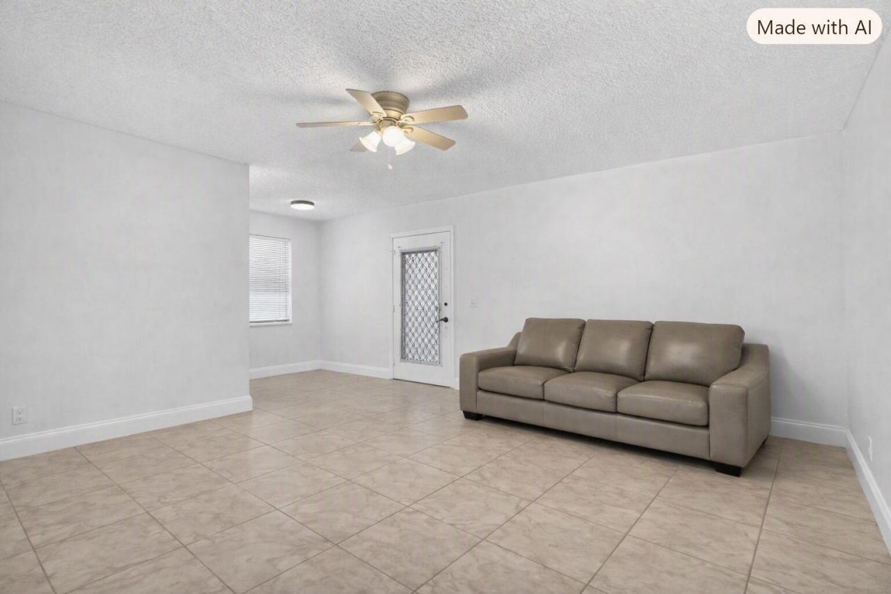 318 Normandy G, Unit 318, Delray Beach, FL 33484 Photo
