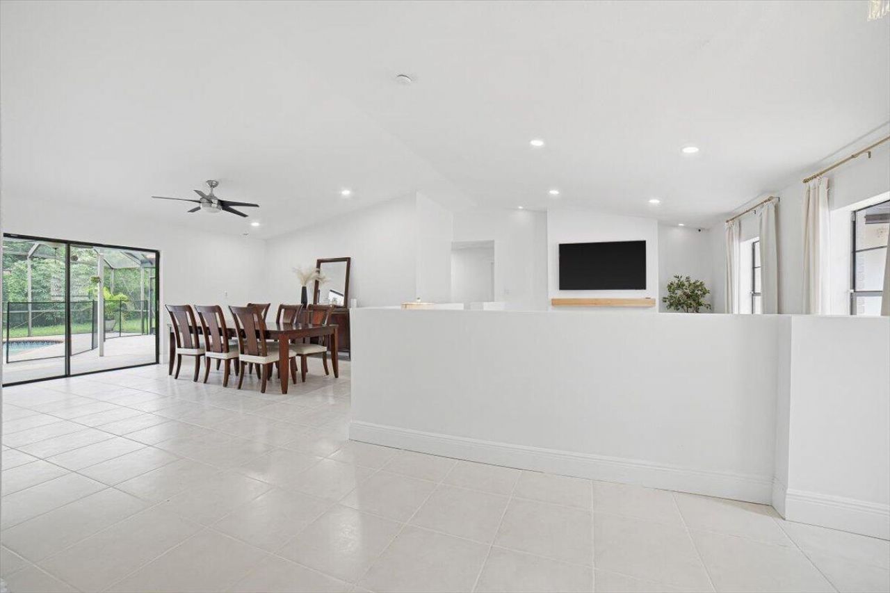 9642 NW 1st Place, Coral Springs, FL 33071 Photo