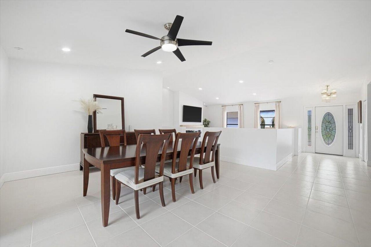 9642 NW 1st Place, Coral Springs, FL 33071 Photo