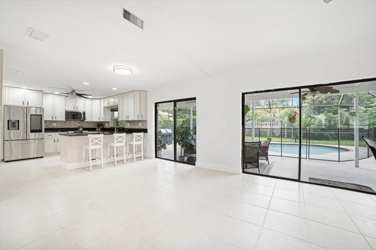 9642 NW 1st Place, Coral Springs, FL 33071 Photo