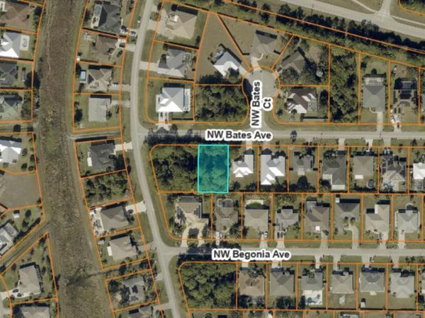 5850 NW Bates Avenue, Port St. Lucie, FL 34986
