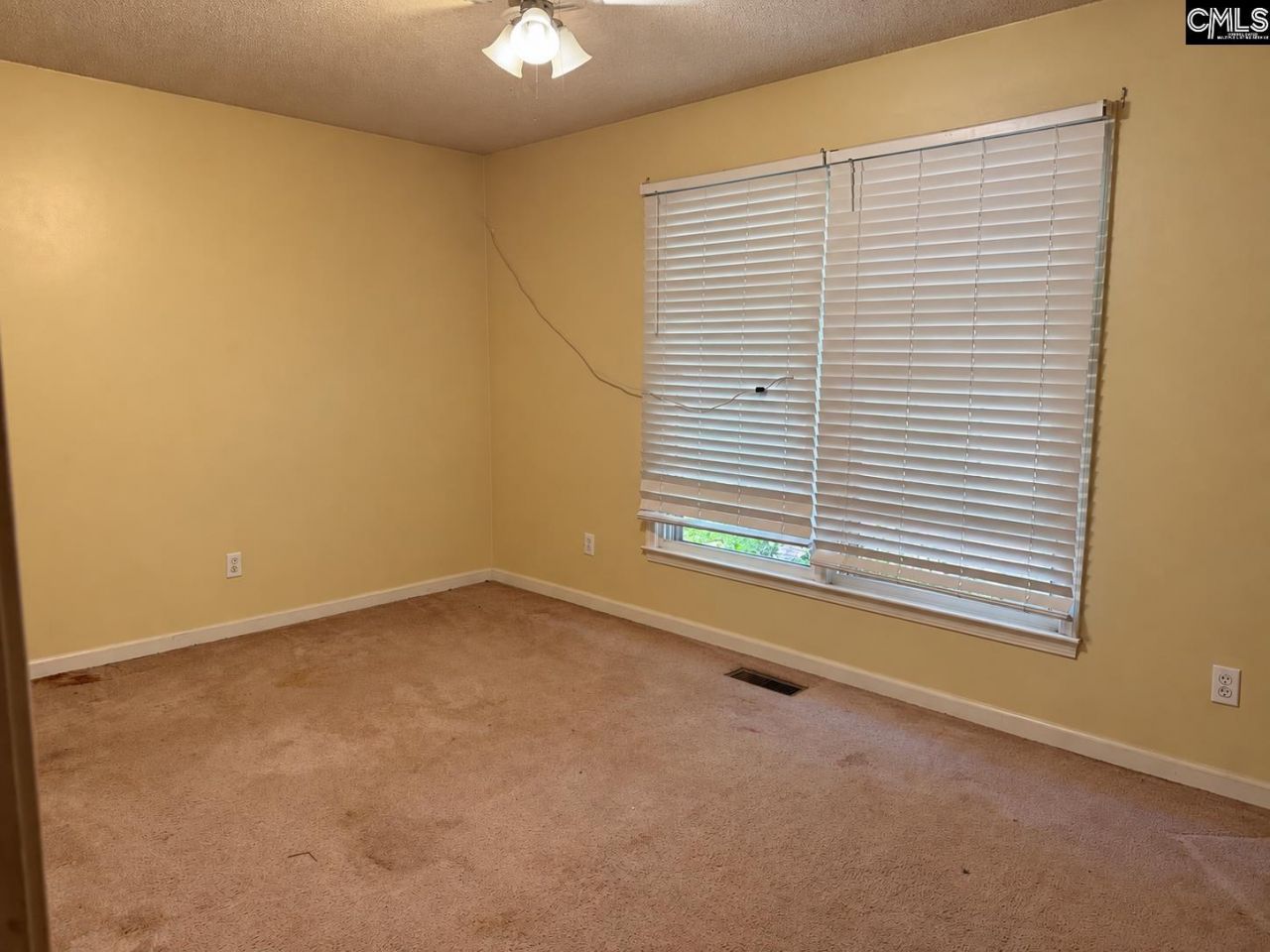 521 Cedarwood Dr Photo 10