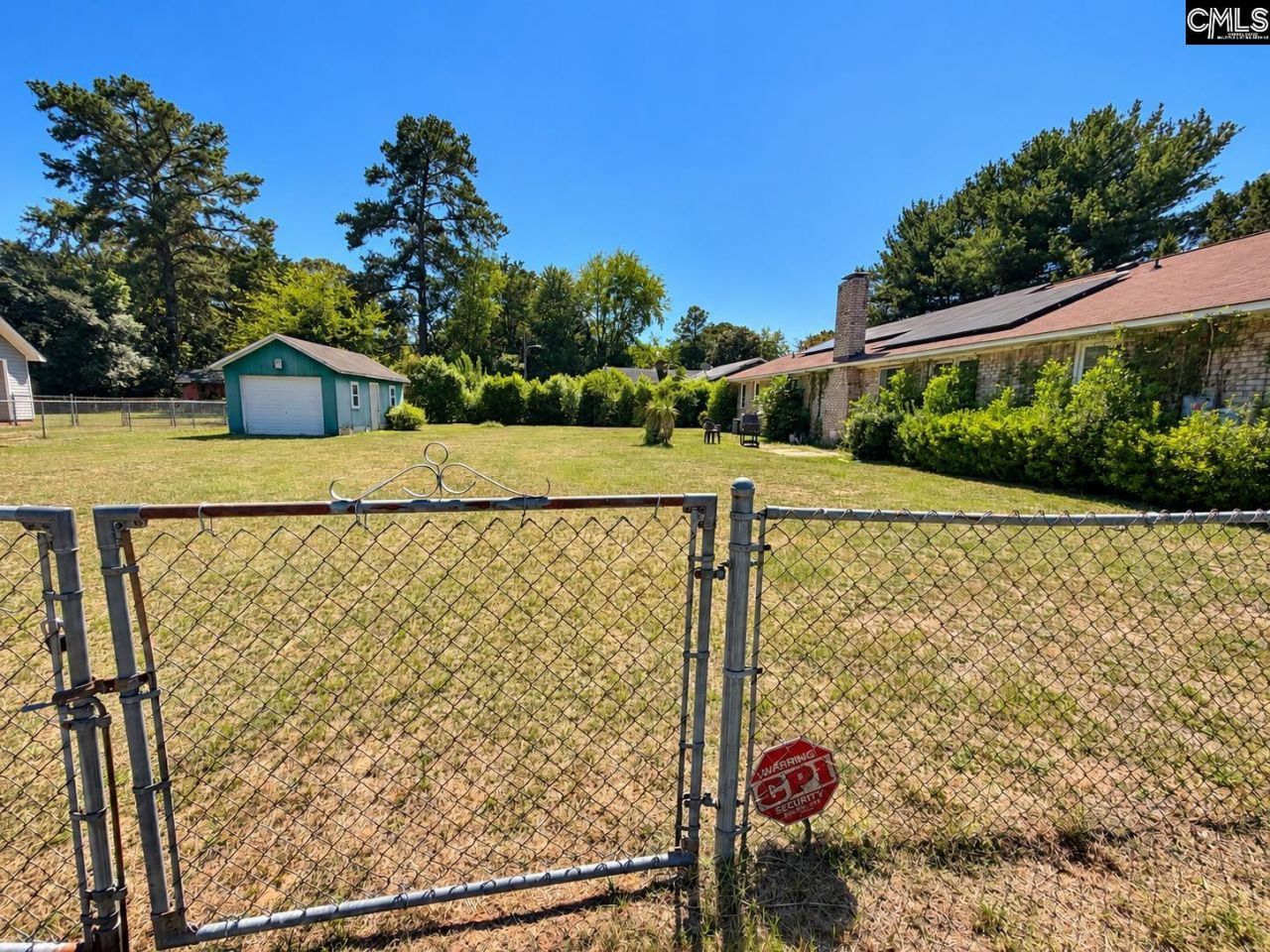 521 Cedarwood Dr Photo 13