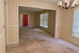 521 Cedarwood Dr photo 4