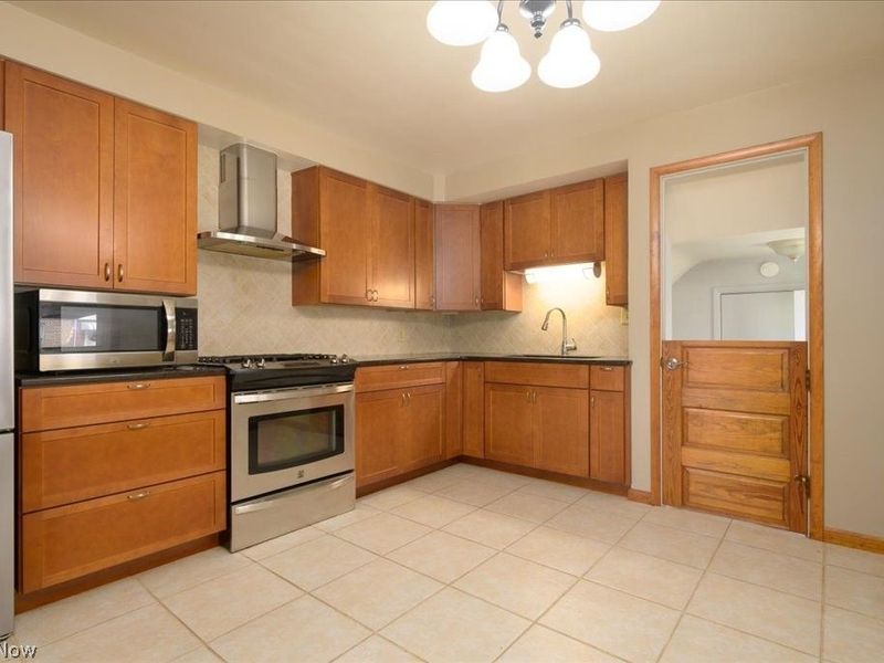 32204 Glen Arden Drive, Willowick, OH 44095 Photo 8