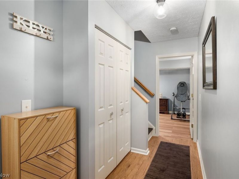 1254 Village, Tallmadge, OH 44278 Photo 4