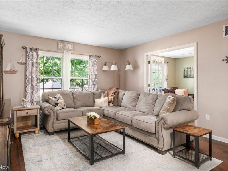 1254 Village, Tallmadge, OH 44278 Photo 9