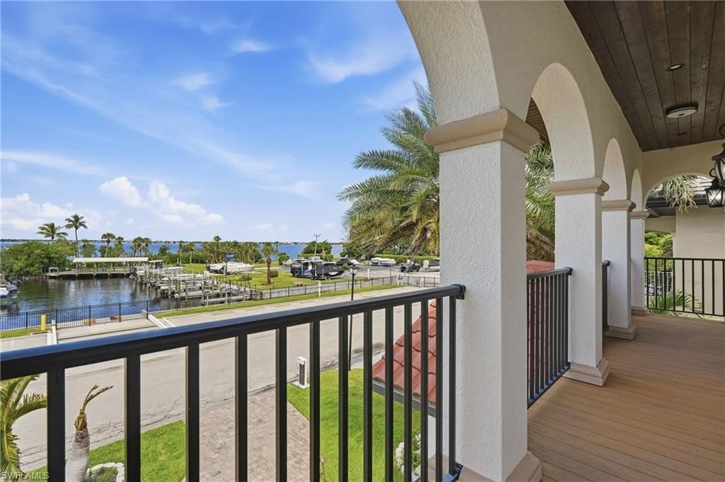 14800 Laguna Dr, Fort Myers, FL 33908 Photo