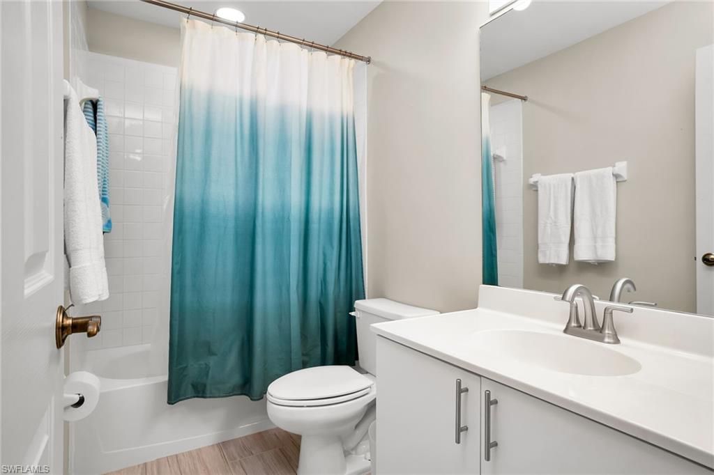 379 Dover Pl , Unit 6-603, Naples, FL 34104 Photo