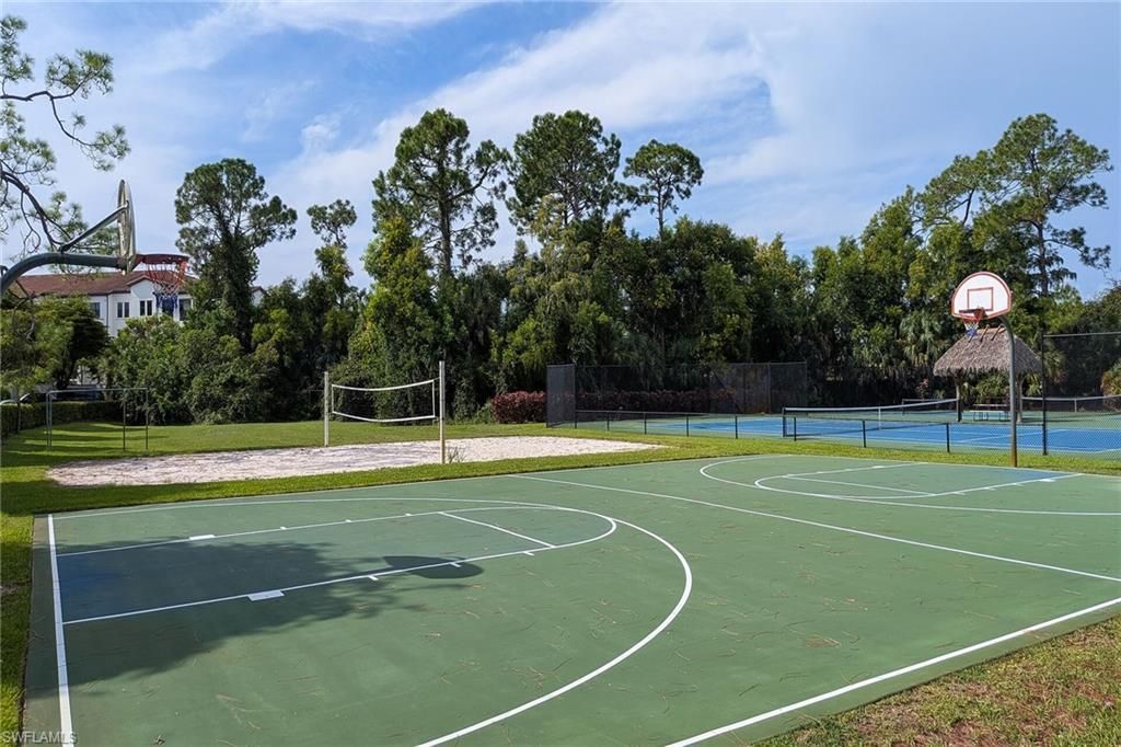 379 Dover Pl , Unit 6-603, Naples, FL 34104 Photo