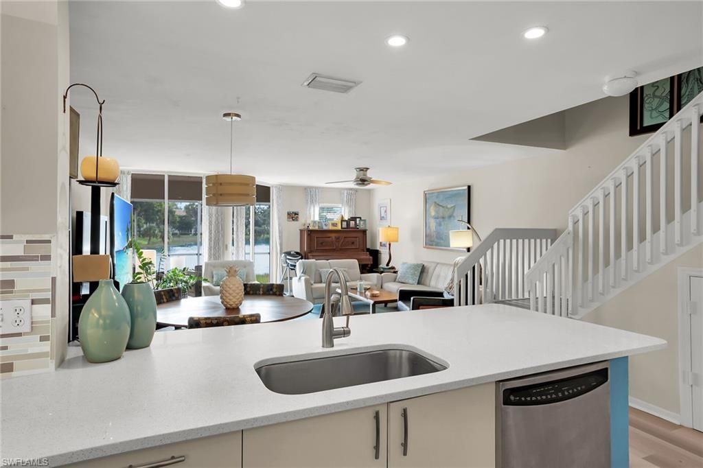 379 Dover Pl , Unit 6-603, Naples, FL 34104 Photo