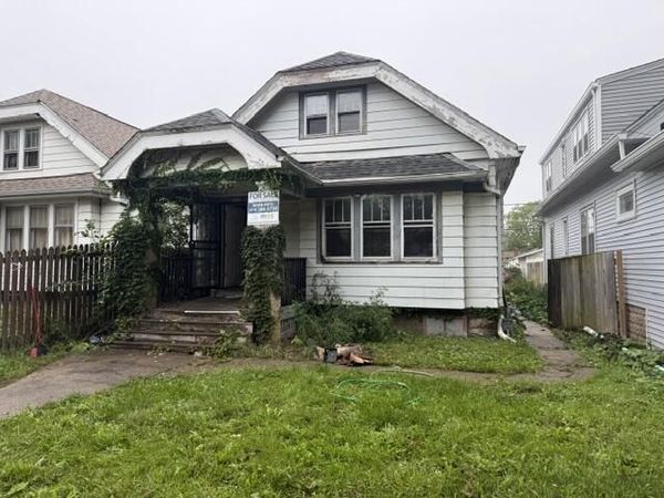 4542 N 37th STREET, Milwaukee, WI 53209
