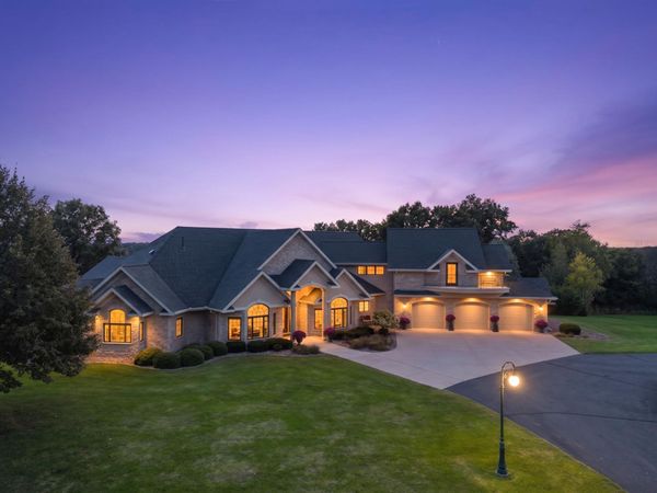 32592 Juniper Road , Chatfield, MN 55923