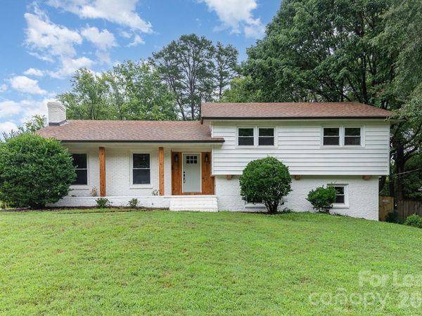 2117 Emerywood Drive , Charlotte, NC 28210