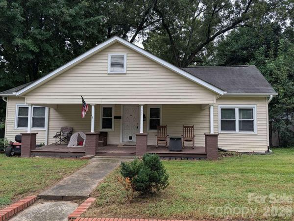 327 Aycock Street NE, Concord, NC 28025